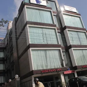 Shreyans 3* New Delhi
